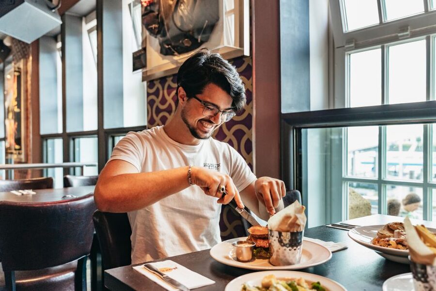 Hamburg: Hard Rock Cafe Skip-the-Line Meal - Who this fits best, and who should rethink it