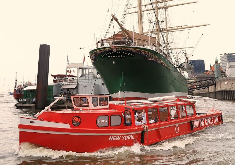 Hamburg: Hop-On Hop-Off Harbor Cruise with Commentary - Key Points You’ll Feel Fast