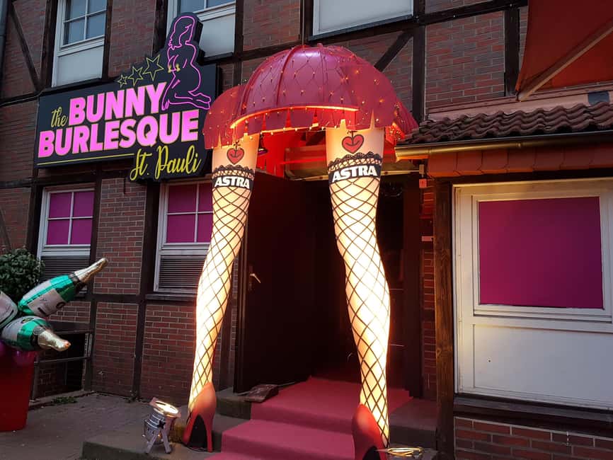 Hamburg: Kiez & Dollhouse: The legendary Reeperbahn tour - Zur Ritze and Beatles-Platz: iconic names, explained