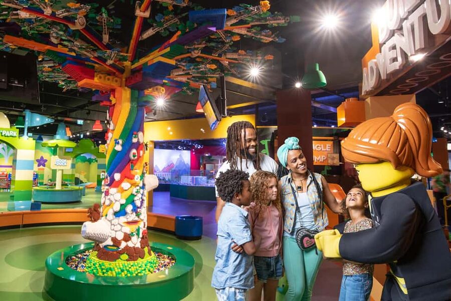 Hamburg: LEGO© Discovery Centre admission ticket - LEGO Discovery Centre Hamburg in Westfield Überseequartier: a 1-day indoor plan