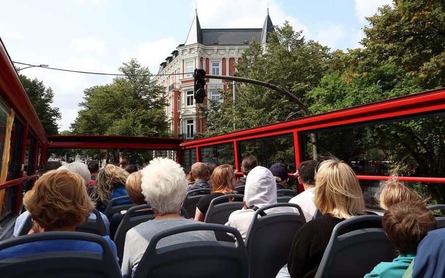 Hamburg: Line C Sightseeing Hop-On Hop-Off Bus Tour - Why a hop-on hop-off bus works so well in Hamburg