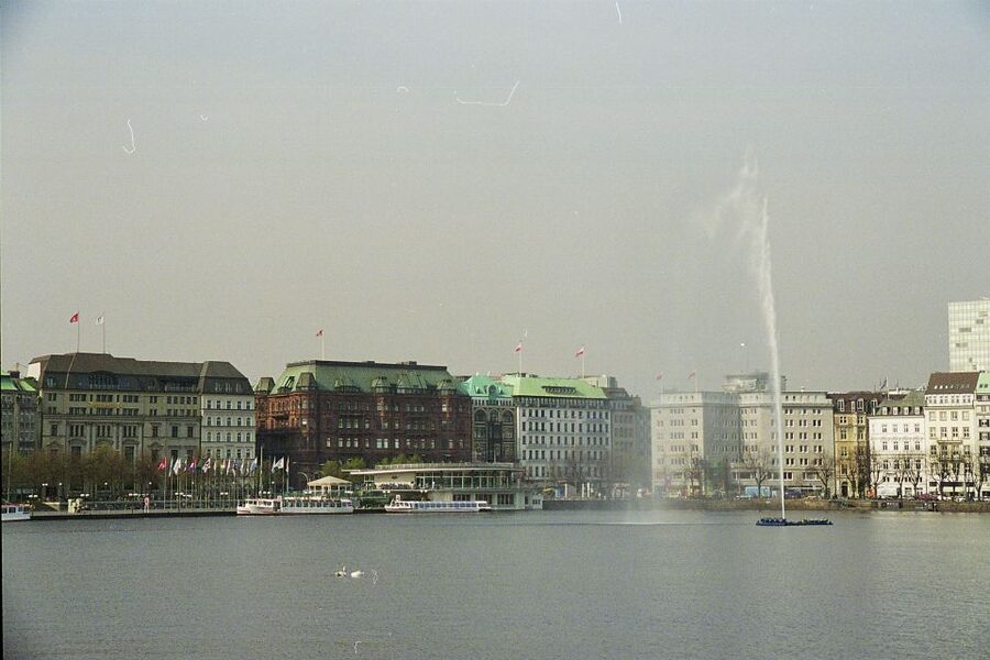Hamburg: Line F Hop-On Hop-Off Bus and Boat Tour - Price and Value: What You’re Really Paying For
