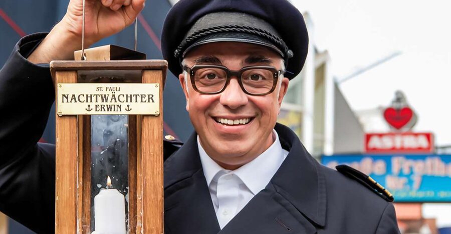 Hamburg: Night Watchman's Tour of St. Pauli in German - The Costume Role: Turning Facts Into Street Stories