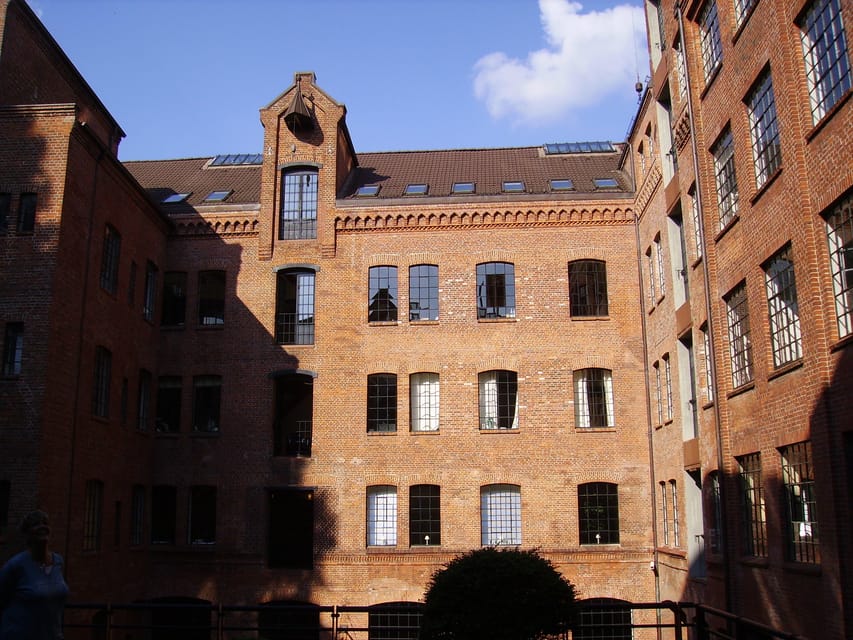Hamburg: Private Tour - Schanzenviertel & Karolinenviertel - Schanzenviertel and Karolinenviertel: why these two districts matter