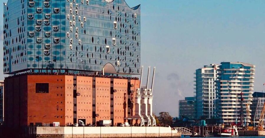 Hamburg: Private Tour UNESCO Speicherstadt and HafenCity - A Short Tour That Explains Big Hamburg