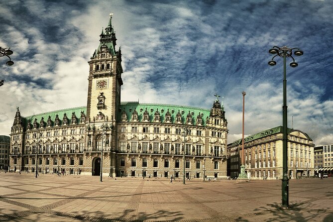 Hamburg: Private Walking Tour with a Local - How your Lokafyer builds the route around you