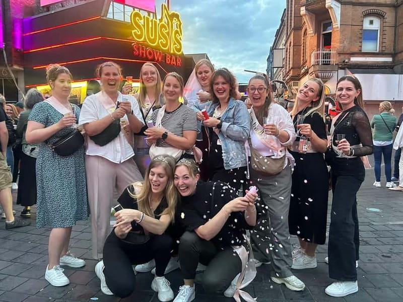 Hamburg Pub Crawl - 4 Locations, Shots & Club Entry - Key moments that make this crawl worth your time