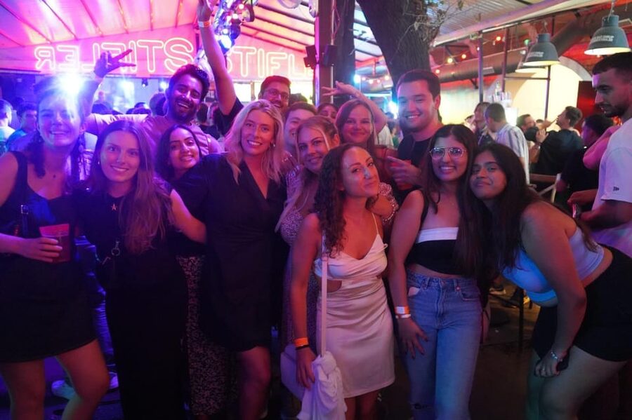 Hamburg: Reeperbahn Pub Crawl with Shots and Games - Rules That Keep the Night Fun (No Fines Required)