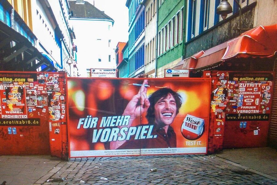 Hamburg: Reeperbahn Quickie, The Short & Sexy St. Pauli Tour - Zur Ritze: the stop with a boxing gym detail you’ll remember