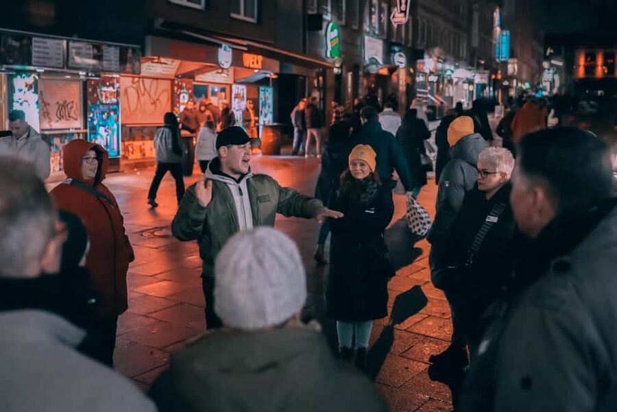 Hamburg: Reeperbahn tour with Daniel Schmidt from the Elbschlosskeller - Inside the Elbschlosskeller stop, where the evening turns personal