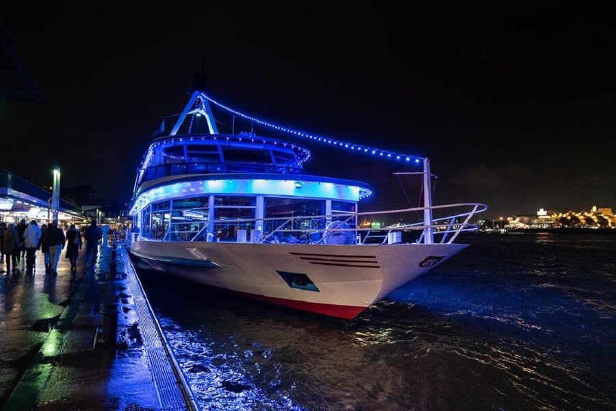 Hamburg: Saturday Night Boat Party - Key Highlights You Should Not Skip