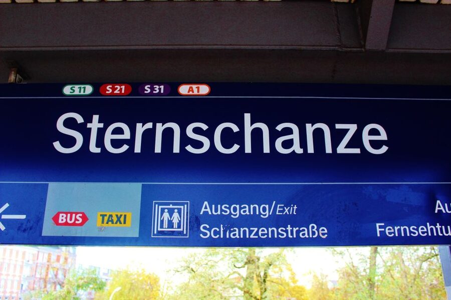 Hamburg: Schanzenviertel Culinary Tour - Enter Sternschanze: From Fort Walls to Cult Status