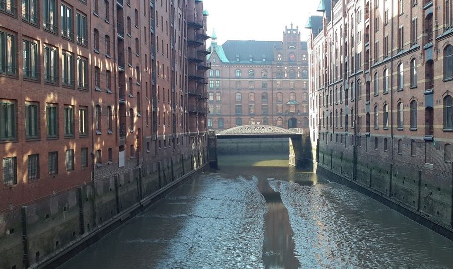 Hamburg: Speicherstadt and Hafencity Guided Tour - Why This 2-Hour Speicherstadt and HafenCity Walk Works