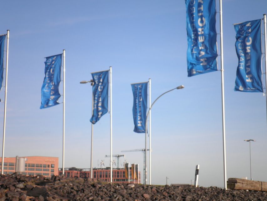 Hamburg: Speicherstadt & HafenCity 2-Hour Walking Tour - Zollkanal: The Canal You Learn to Read Like a Map