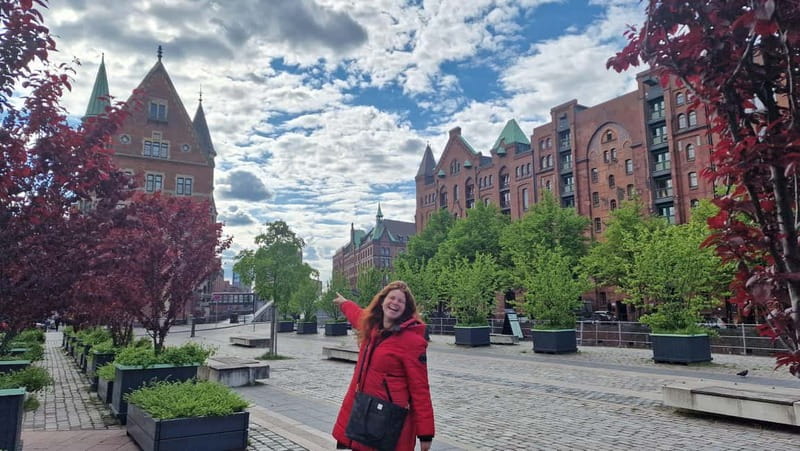 Hamburg: Speicherstadt, HafenCity + Elbphilharmonie Tour - Elbphilharmonie from outside: how to get the most from the final 15 minutes