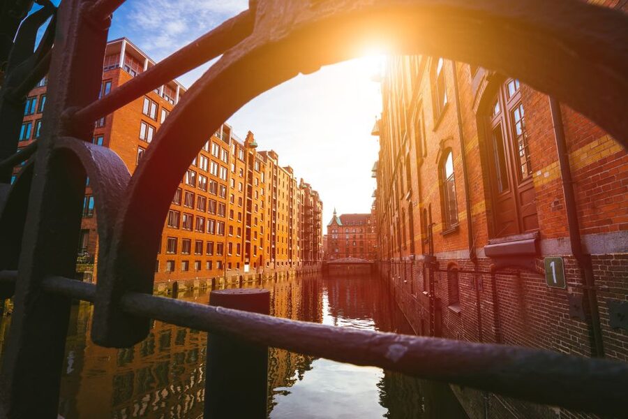 Hamburg: Speicherstadt Historical Guided Walking Tour - How the stops work on your 2-3 mile route
