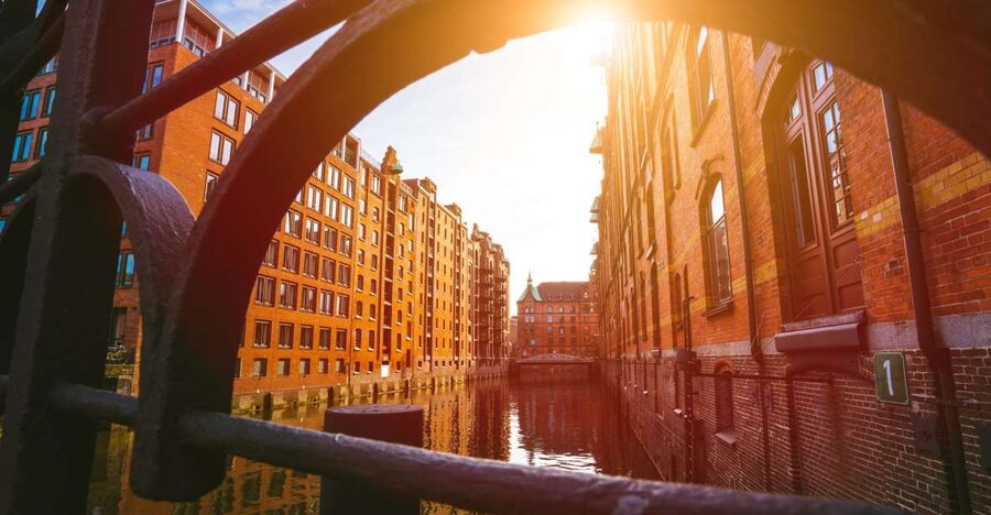Hamburg: Speicherstadt Historical Guided Walking Tour - Two hours with a German historian, and why that matters