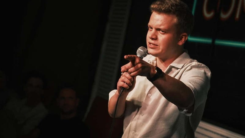Hamburg: St. Pauli Comedy Club - Inside the Show: What the Program Feels Like Once the Lights Go Down