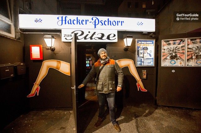Hamburg: St. Pauli Red Light District Tour - Who should book, and who should skip