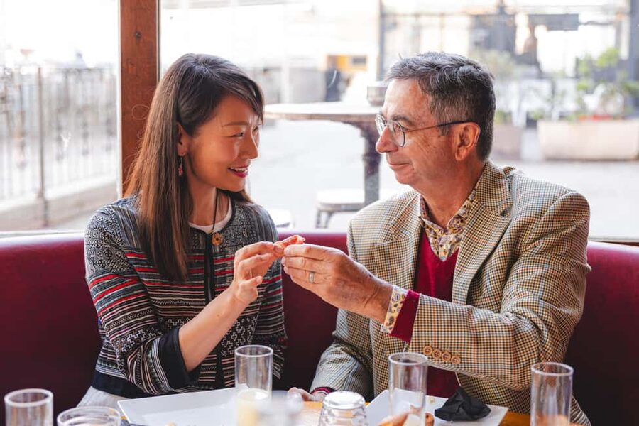 Hamburg Traditional Food Tour: Full Meal and Drinks - Who this Hamburg traditional food tour is best for