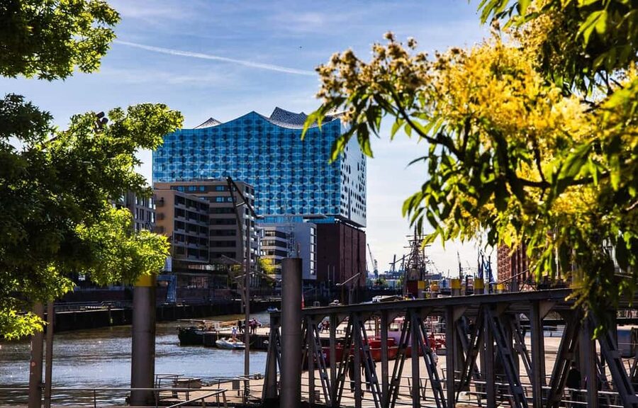 Hamburg: Westfield, Speicherstadt & Elbphilharmonie Tour - Westfield Hamburg Überseequartier: where HafenCity’s future gets explained