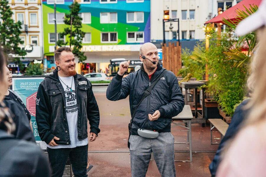 Hamburgs Highlights: Harbor Cruise & Reeperbahn Walking Tour - Timing, drinks, and how to pace your day
