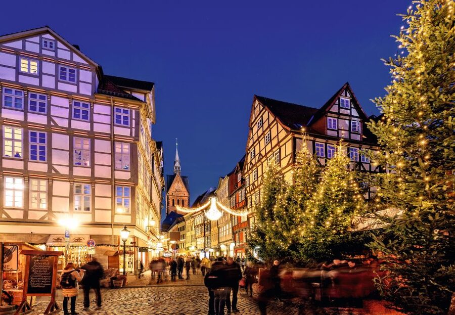 Hannover: Christmas Time Walking Tour - Which kind of traveler will love this most
