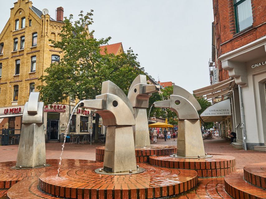 Hannover: Culinary walking tour district List/Oststadt - Getting started at Lister Platz: your best first move