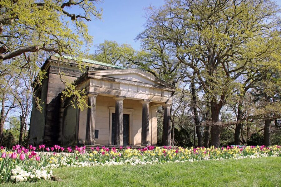 Hannover: Guided tour of the Berggarten - Key highlights worth your attention