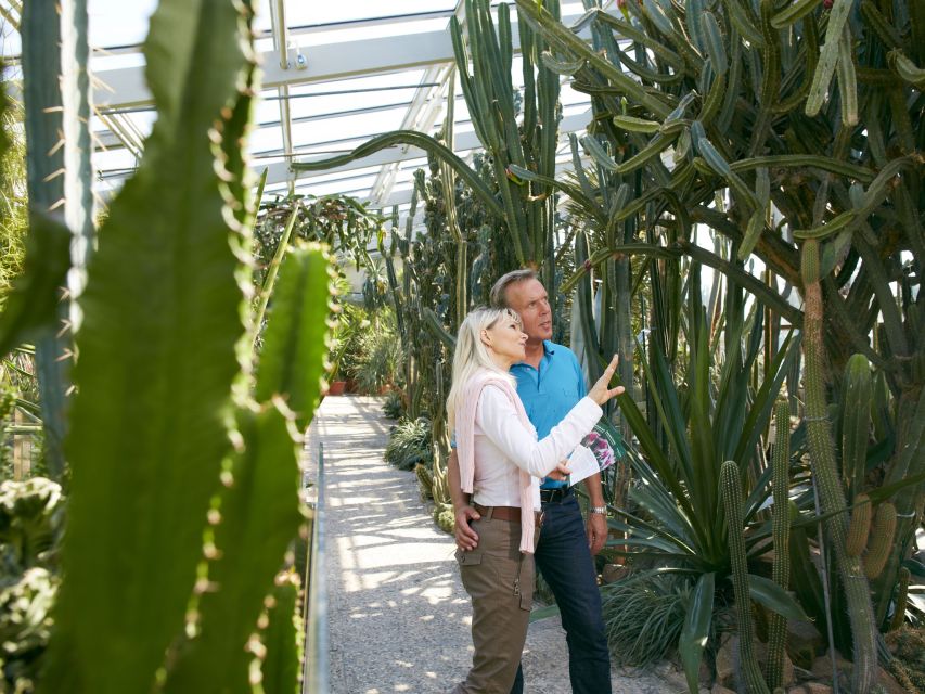 Hannover: Guided tour of the Berggarten - Price and value: $12 for the tour, plus a small entrance fee