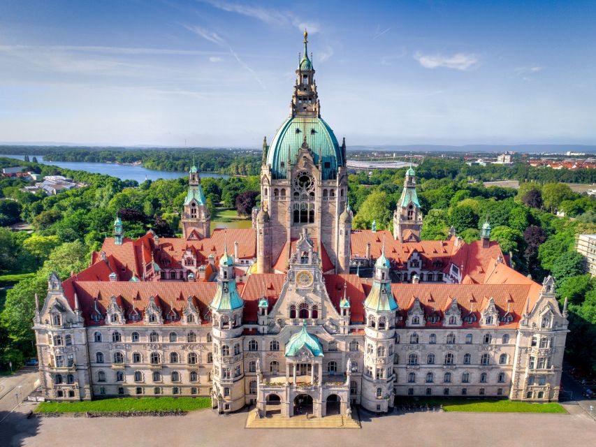 Hannover: New Town Hall exclusive Guided Walking Tour - Why Hannover’s New Town Hall tour is worth your hour