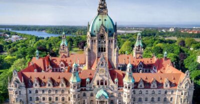 New Town Hall exclusive Guided Walking Tour