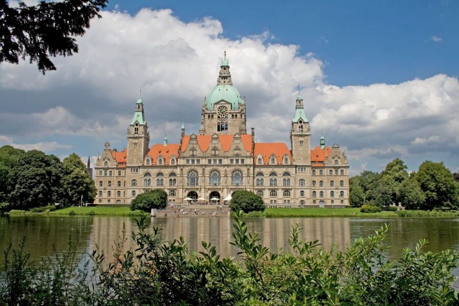 Hannover: New Town Hall exclusive Guided Walking Tour - Building details you’ll notice once the guide points them out