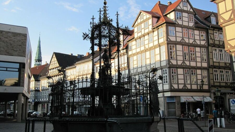 Hannover: Private Guided Walking Tour - Key Highlights to Look For
