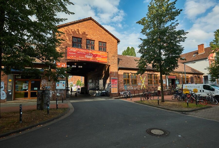 Hanover: Guided Walking Tour of the Linden-Limmer District - Prussia’s 1866 Annexation and the Land-Use Twist Around Lichtenbergplatz