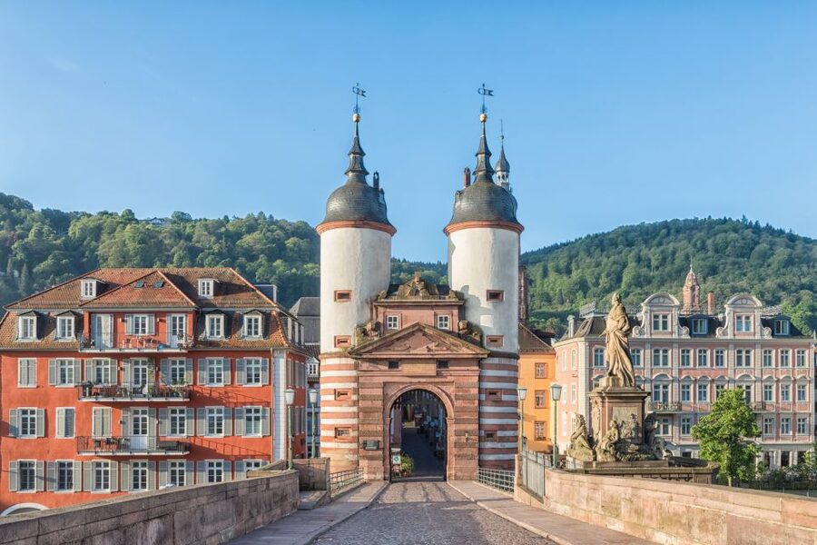 Heidelberg: Entertaining Guided Tour to Old Town Highlights - Winding Streets and the Medieval Plan You Can Still Feel