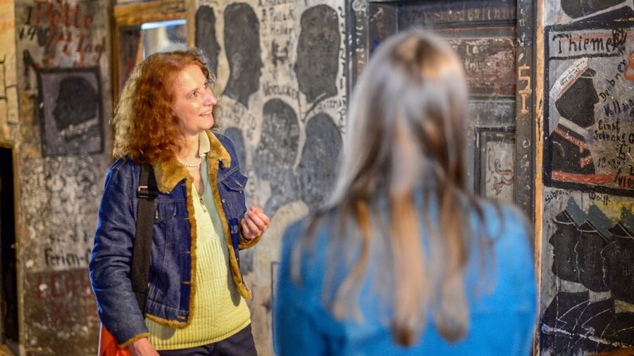 Heidelberg: Entertaining Guided Tour to Old Town Highlights - Victor Hugo’s Connection and Why Renaissance Buildings Get Attention