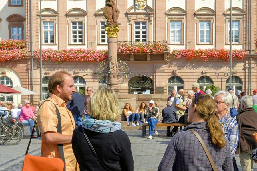 Heidelberg: Entertaining Guided Tour to Old Town Highlights - Where Goethe, Luther, Heine, Mark Twain, and More Come In