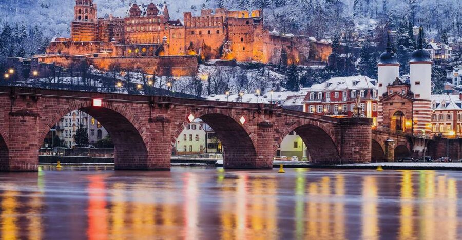 Heidelberg: Sightseeing Boat Tour with Mulled Wine - Meeting at Anleger Nr. 5, then straight onto the water