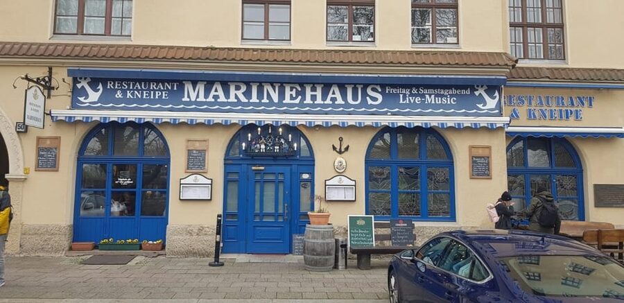 Historic Berlin Pubs & History Tour - The 4-hour rhythm, walking pace, and what to wear