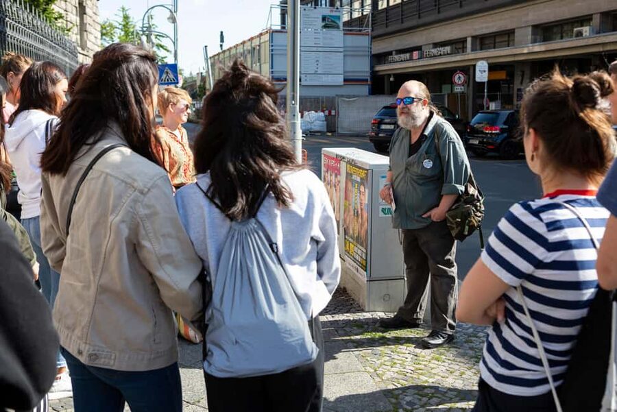 Homeless on chic streets: city tour in Berlin from personal experience - Why Charlottenburg Hits Hard on This Route