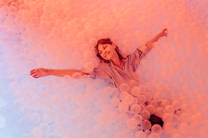 IKONO Berlin. Immersive Experience - How the Room-to-Room Flow Works (Shared Journey, No Tour Guide)