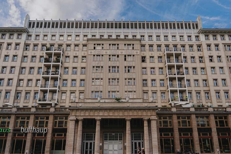 Karl-Marx-Allee Walking Tour: Berlin’s Socialist History - The walk’s pace, timing, and what you’ll do in two hours