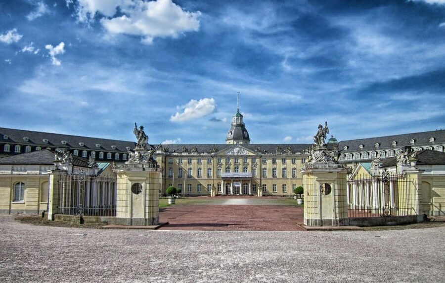 Karlsruhe Private Guided Walking Tour - WWII bombardments and the visible after-effects in Karlsruhe