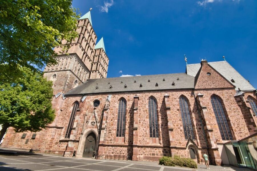 Kassel Old Town Audio Rally by P.I. Sir Peter Morgan - Practical tips that can save your tour day