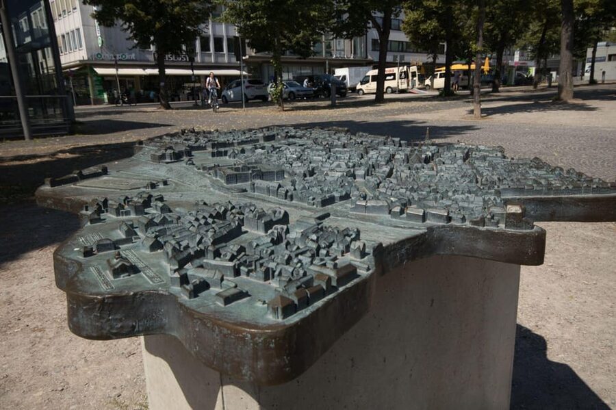 Kassel Old Town Audio Rally by P.I. Sir Peter Morgan - The core route: Königsplatz, Friedrichsplatz, and the Orangerie