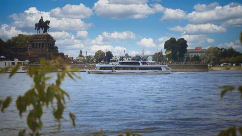 Koblenz: City & Sightseeing Boat tour on the Rhine - A One-Hour Rhine Cruise From Koblenz With Big-Name Views