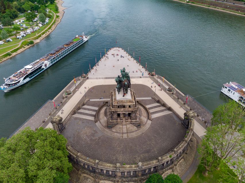 Koblenz: Old Town Sightseeing Cruise along the Rhine - Old Town panoramas: what you are really getting