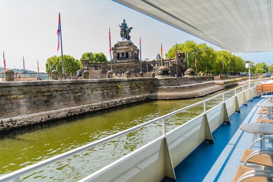 Koblenz: Panoramic Cruise on Moselle River to Winningen - Drinks and wine onboard, and how to plan your day