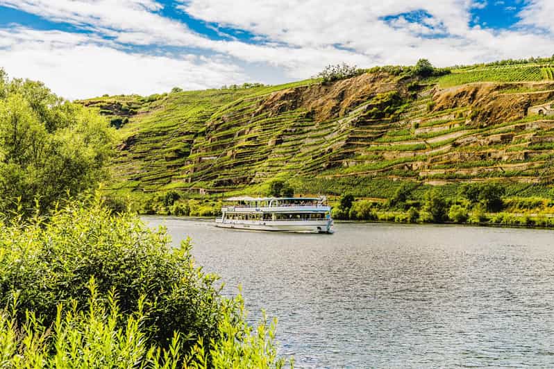 Koblenz: Panoramic Cruise on Moselle River to Winningen - Getting to the boat near the Rhine, and why lock delays happen